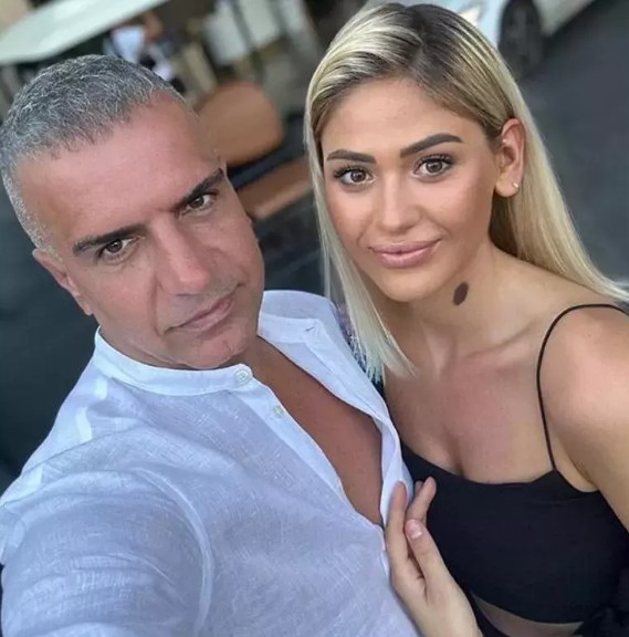 Gül desenli takımı gündem oldu!